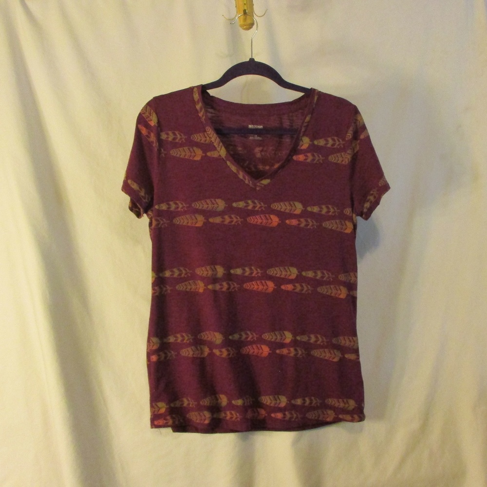Maroon Feather T-Shirt Top